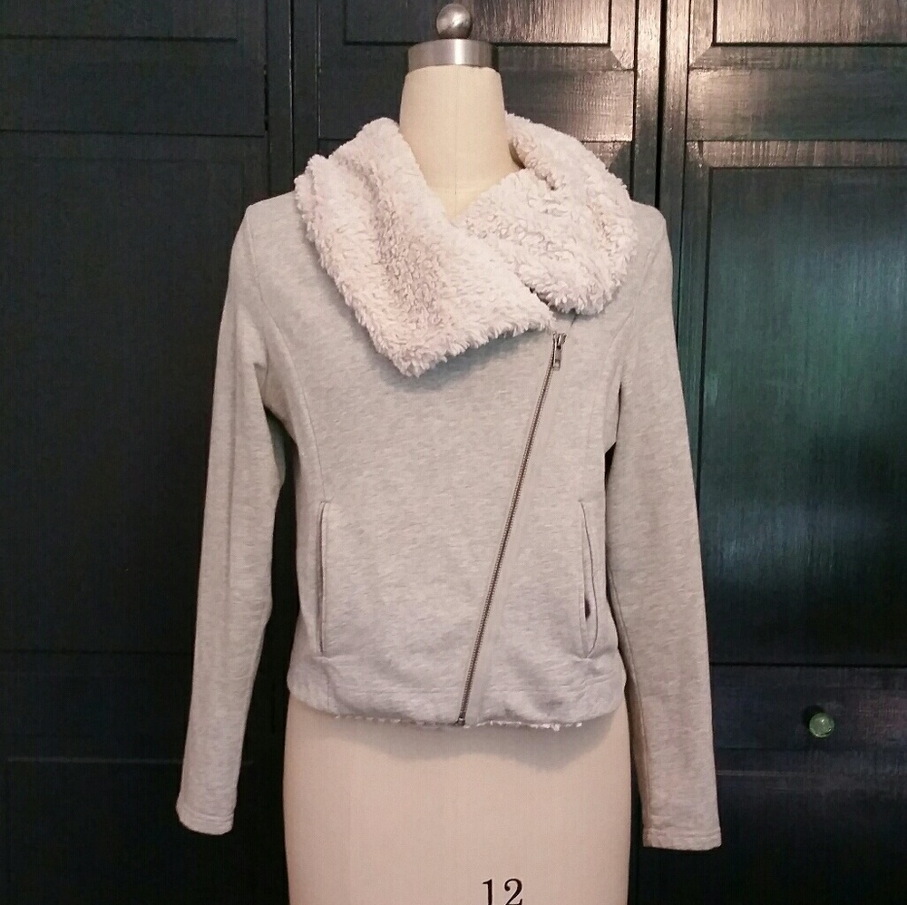 Loft Jacket - image 3